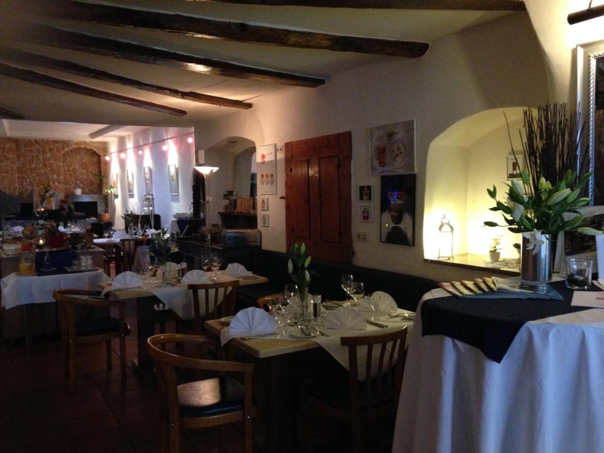 Marktplatzhotel - Restaurant Tafelspitz Weinheim Extérieur photo